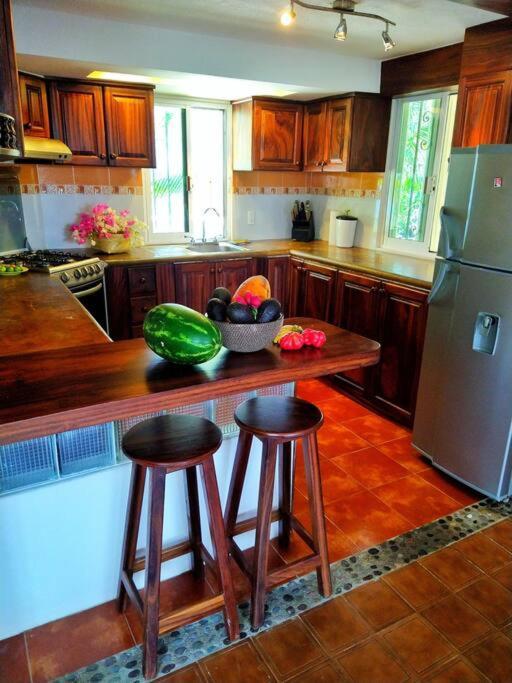 Lush Garden House Near Beaches With Private Pool. Puerto Escondido  Buitenkant foto